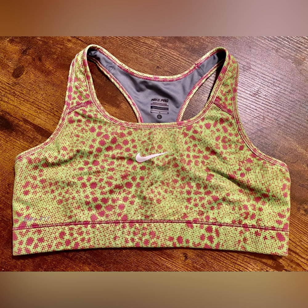 NIKE PRO sports bra